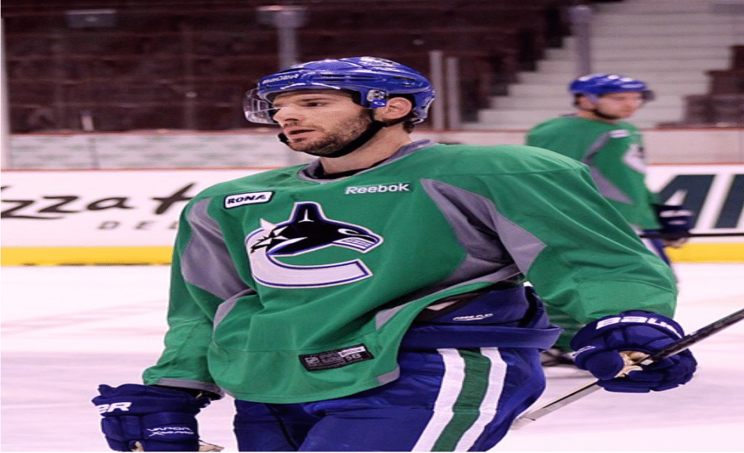 Former Vancouver Canuck Ryan Kesler facing criminal sexual conduct charges