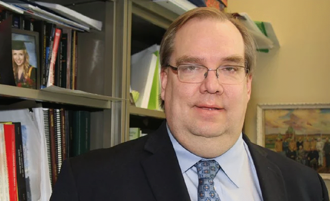 Political science professor analyzes municipal party pilot ahead of elections