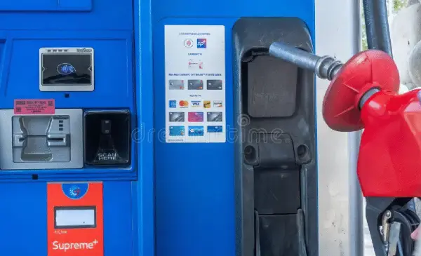 Alberta gas prices drop to lowest level since 2021, nearing $1 per litre