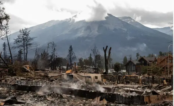 Reports confirm lightning sparked Jasper wildfire fueled by extreme winds and dry conditions