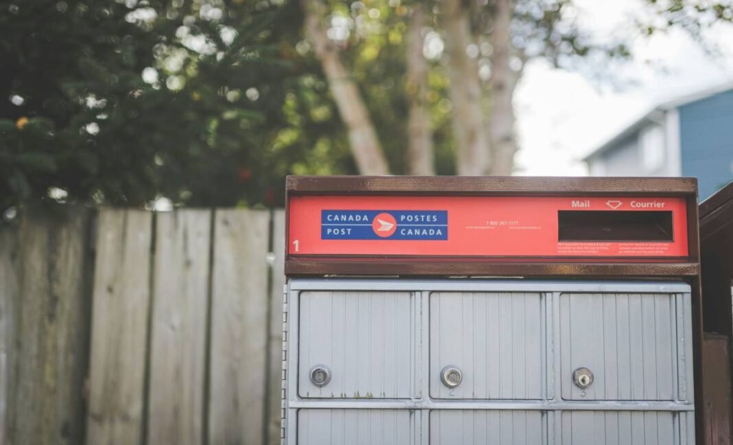 Canada Post expects to lose 30K employees to retirement, voluntary departures by 2035