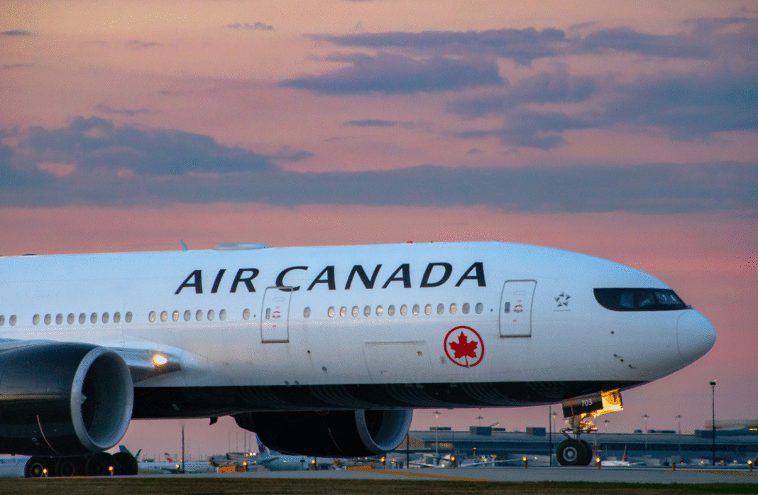 Air Canada customers still waiting for refunds months after strike