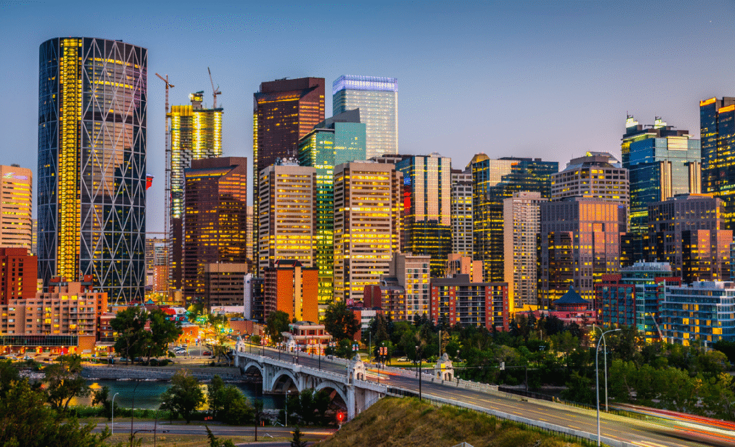 Calgary living wage rises to $26.50 an hour as costs climb, report finds