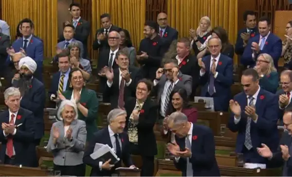 Liberal budget passes first confidence vote