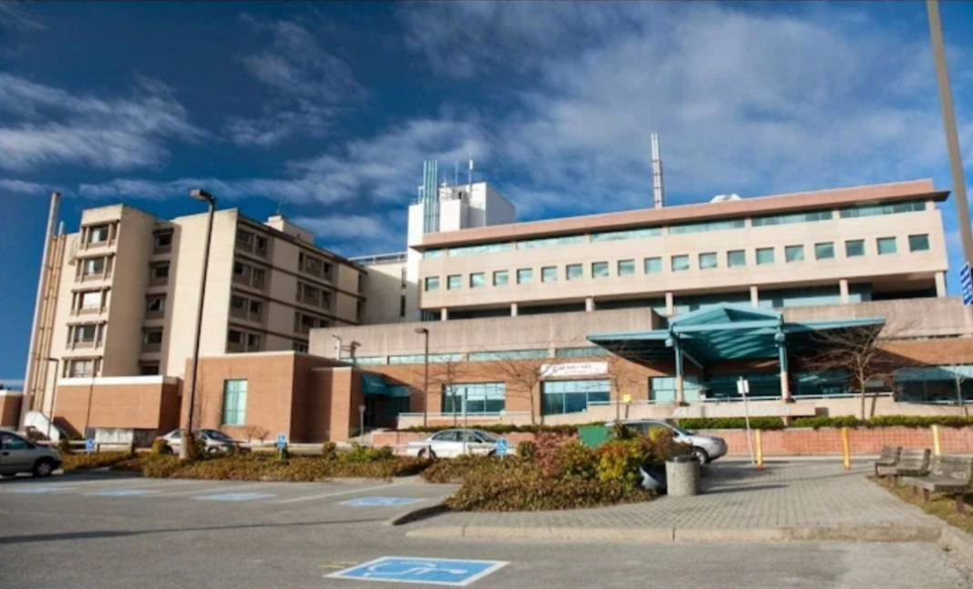White Rock hospital is once again redirecting expectant parents for 72 hours