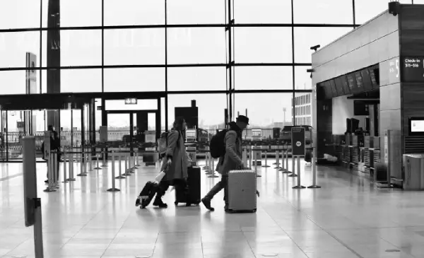 U.S. proposes requiring visa-free travelers to submit social media and family Data