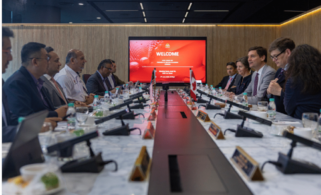 Eby concludes Asia Trade Mission in Seoul, pushes BC as supply chain gateway
