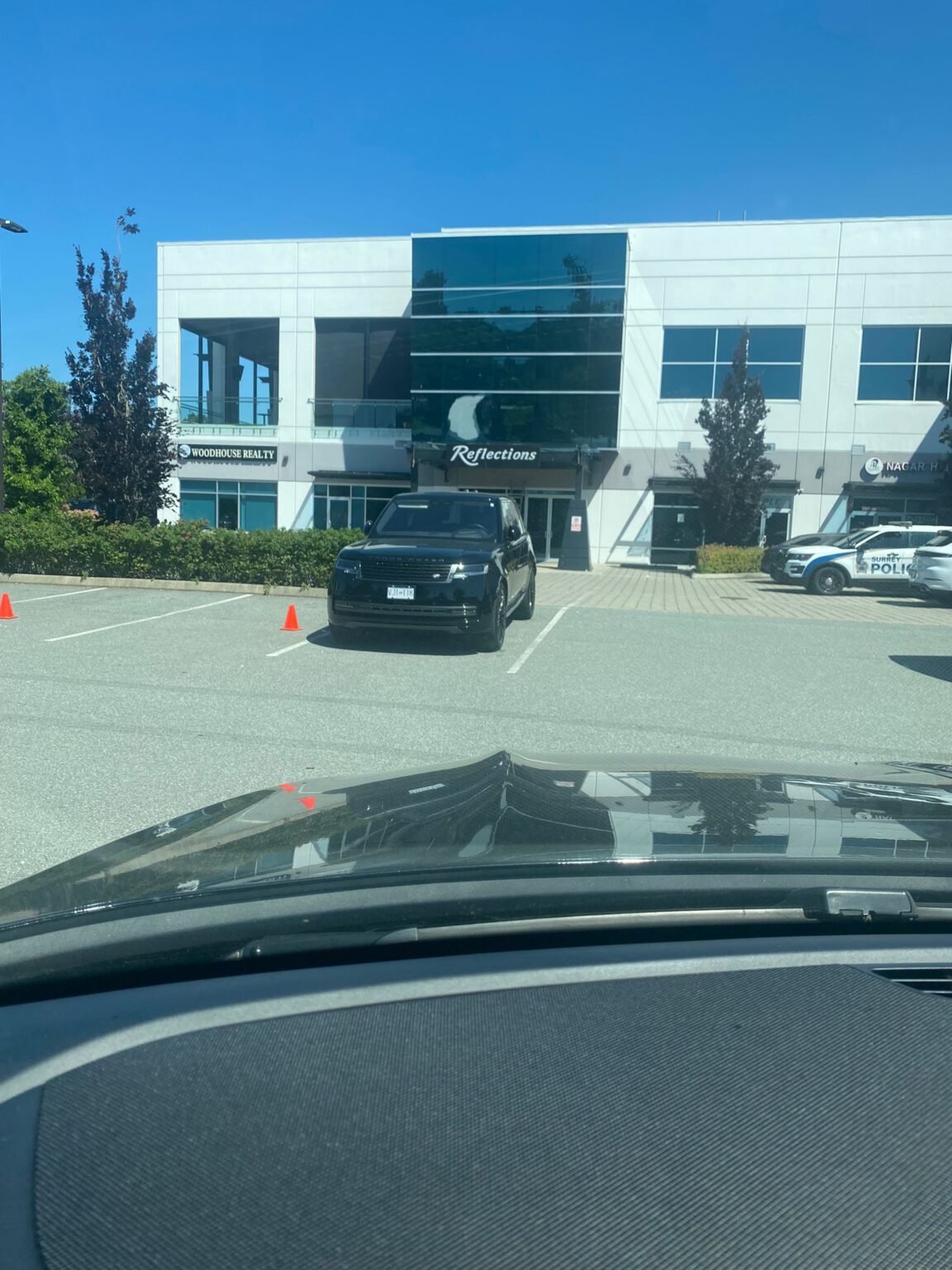 Shots fired at Surrey's banquet hall, no one injured