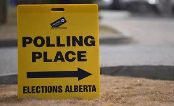 Alberta voters head to polls for 3 by-elections, NDP leader Nenshi seeks seat