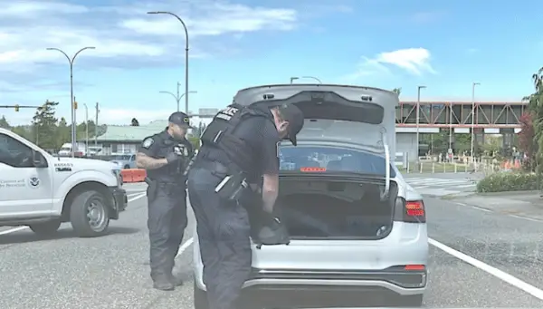 Additional checks of Canada-bound vehicles by US officials to continue