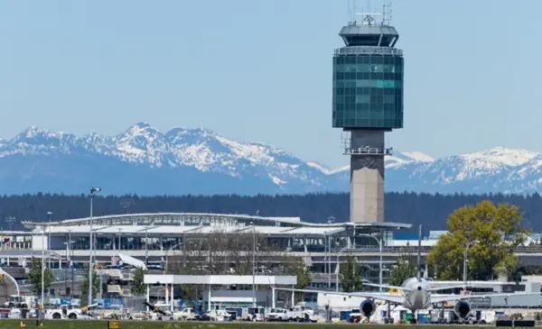 Passengers evacuated from WestJet flight at Vancouver airport
