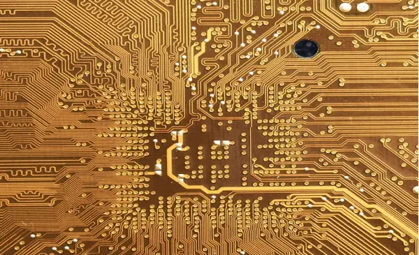 U.S. to impose 100% tariff on computer chips, expected to drive up prices of electronics and vehicles