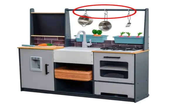 Children’s toy kitchen recalled in Canada and the U.S. following the death of a toddler in Oregon