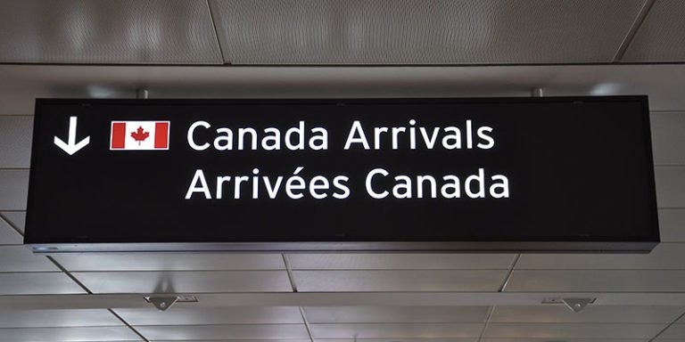 Poll: 44% of Canadians want Foreign Worker Program scrapped amid youth unemployment concerns