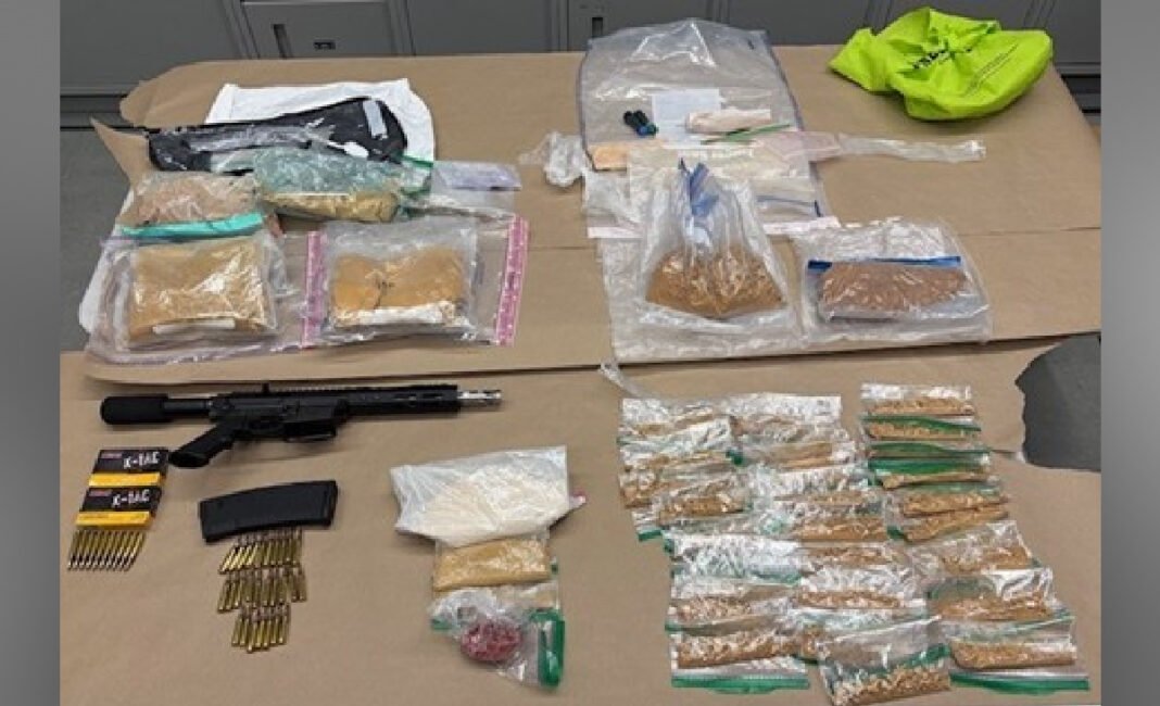 Man and woman charged After firearm and fentanyl seizure in Toronto
