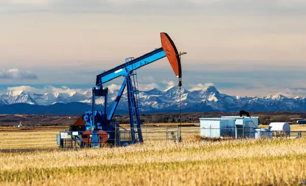 Deloitte forecast sees weak oil prices persist as natural gas prices rise