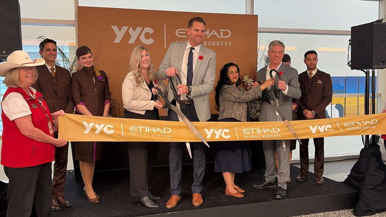 Etihad Airways launches first non-stop Calgary-Abu Dhabi flight