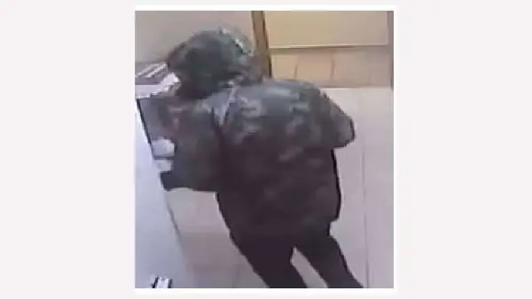 York Regional Police seek suspect after break-ins at three Aurora restaurants 