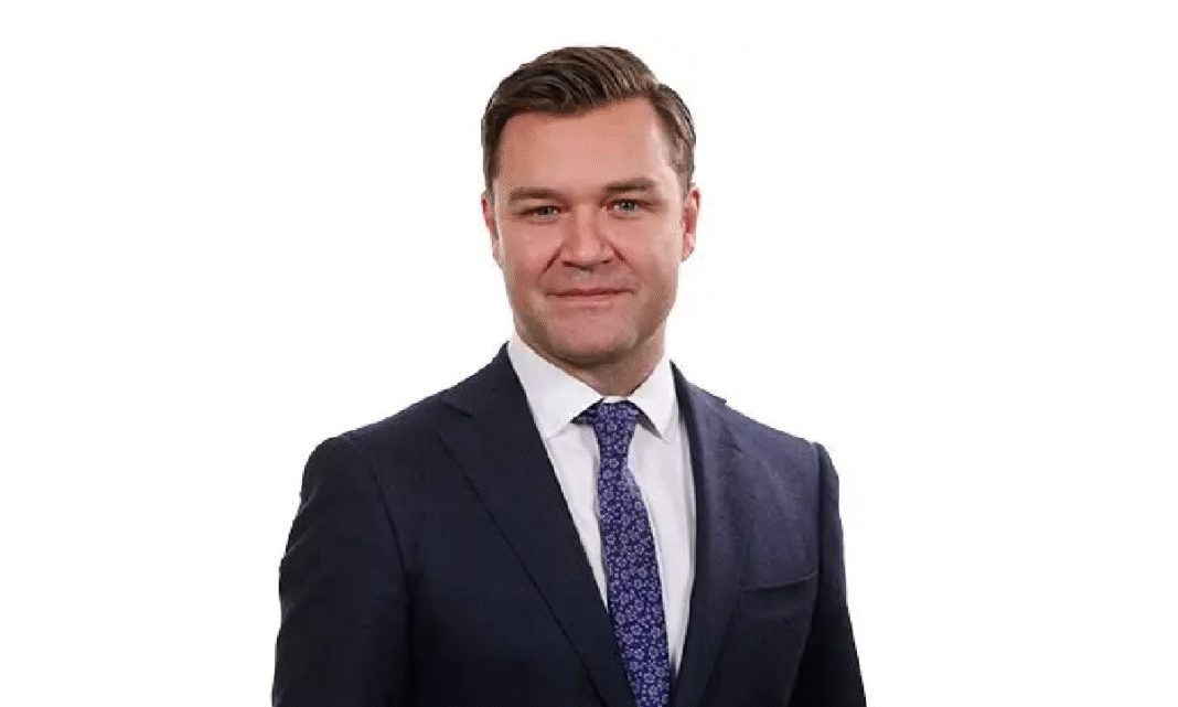 Alberta MP Matt Jeneroux crosses floor to Liberals; named special advisor by Carney