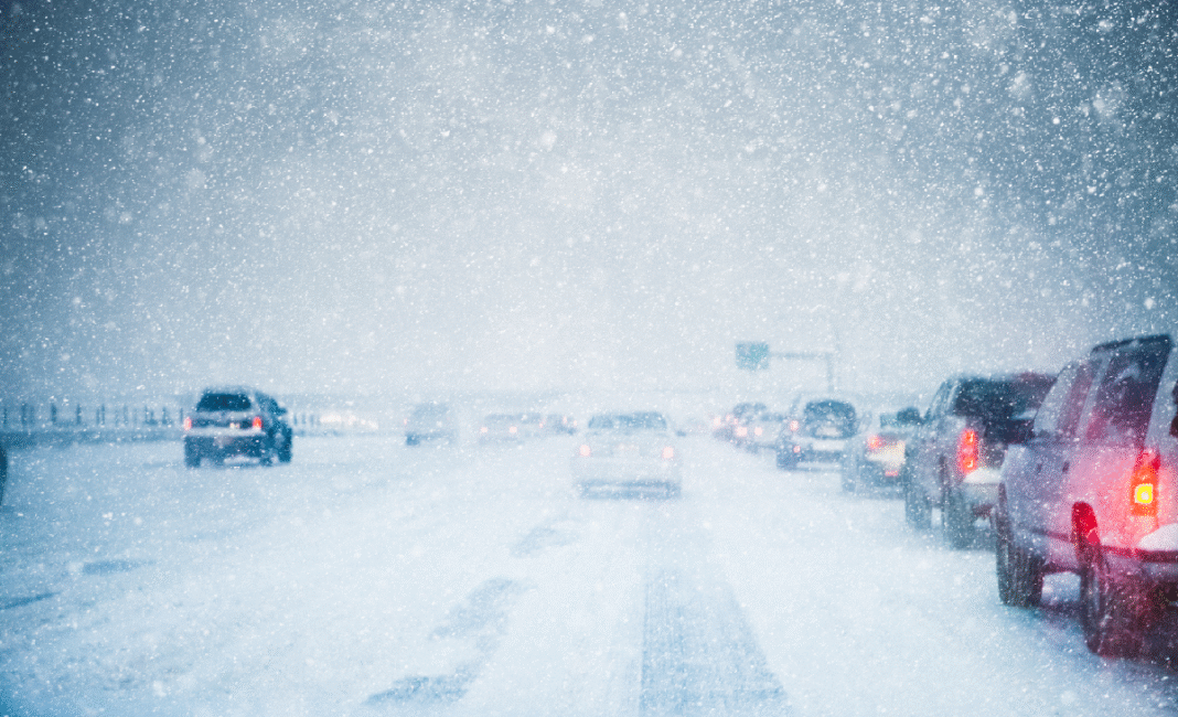 Winter storm warning brings heavy snow, strong winds back to Calgary