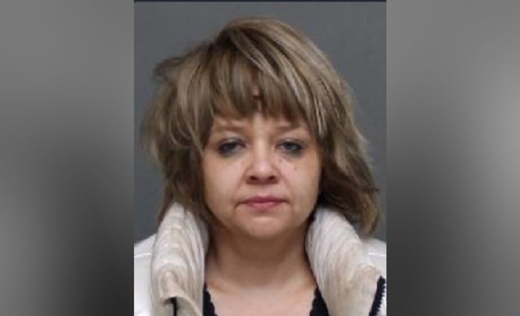 Woman wanted after 12 retail theft incidents across Toronto