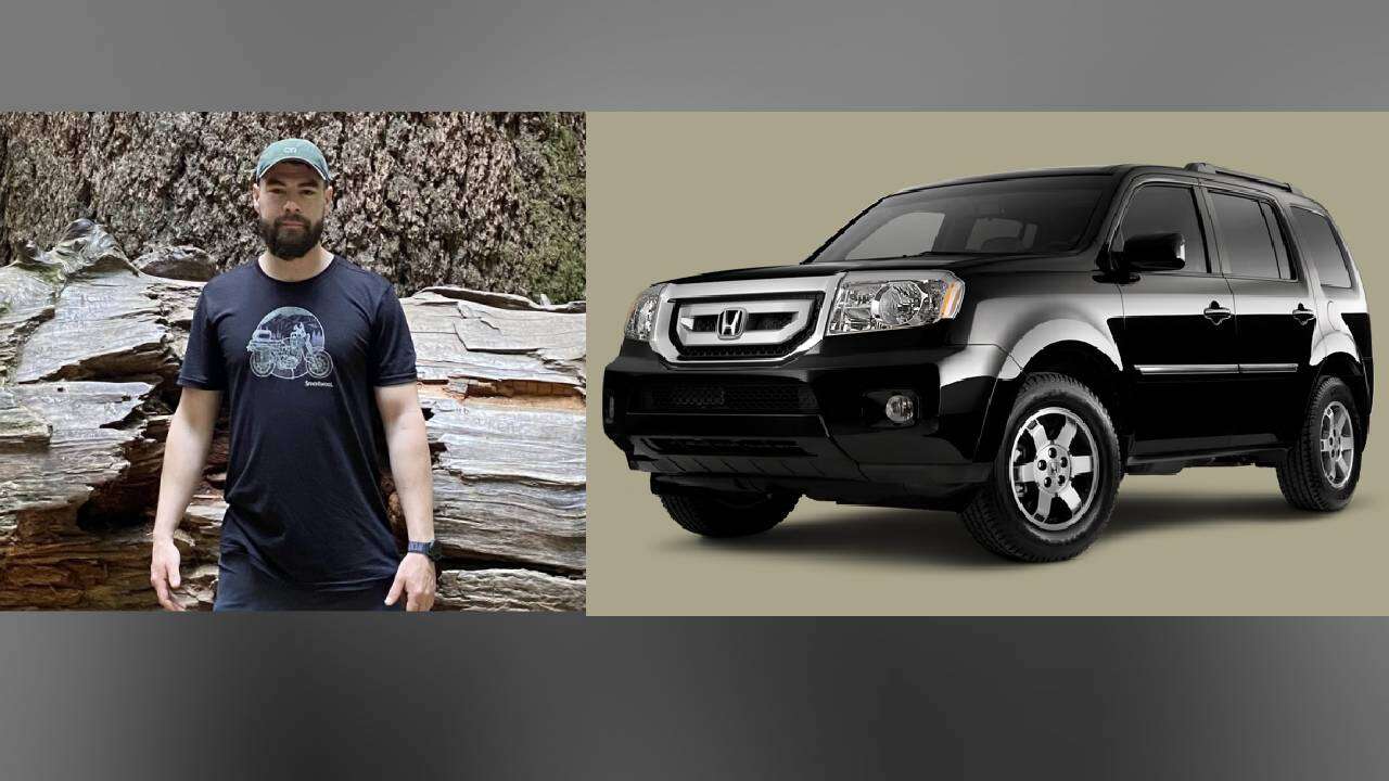 Police seek assistance locating a missing Calgary man