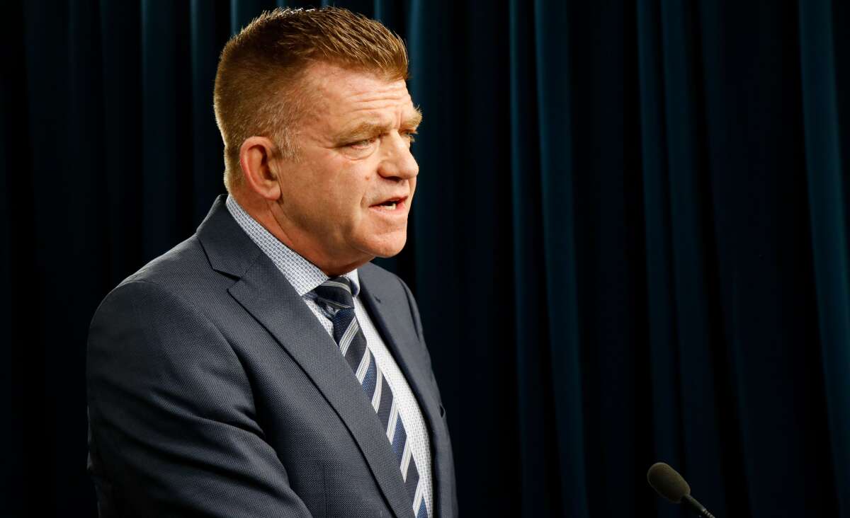 Alberta introduces fast-track approval process for major industrial projects 