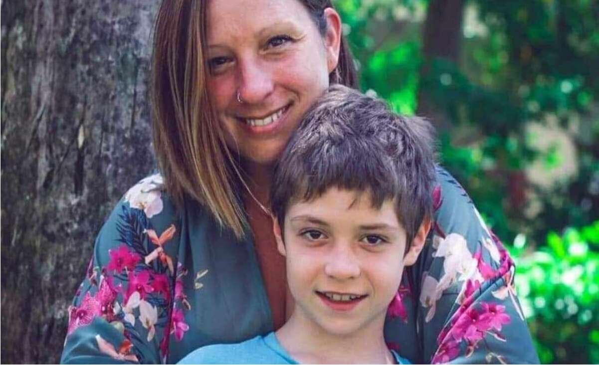 Truck driver pleads guilty after deadly crash while gaming on phone 