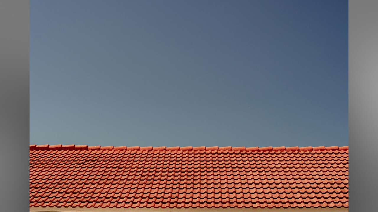 Toronto Police warn of roofing fraud and impersonation scam targeting homeowners 