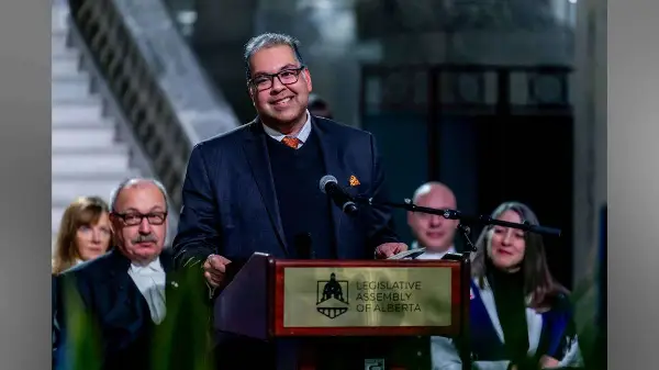 Naheed Nenshi Raises Concerns Over Alberta’s Electoral Boundary Changes 