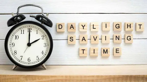 Alberta to test permanent daylight time