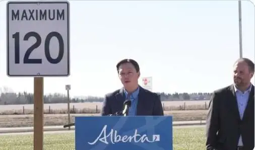 Alberta tests 120 km/h speed limit on Highway 2