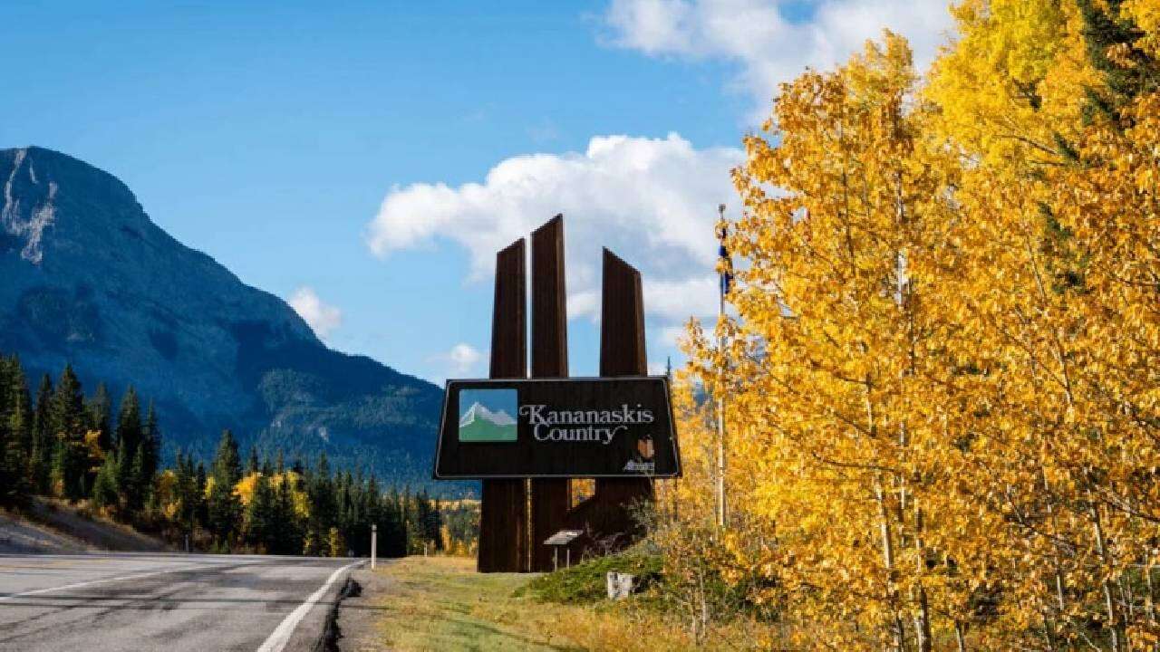 Western premiers meet in Alberta