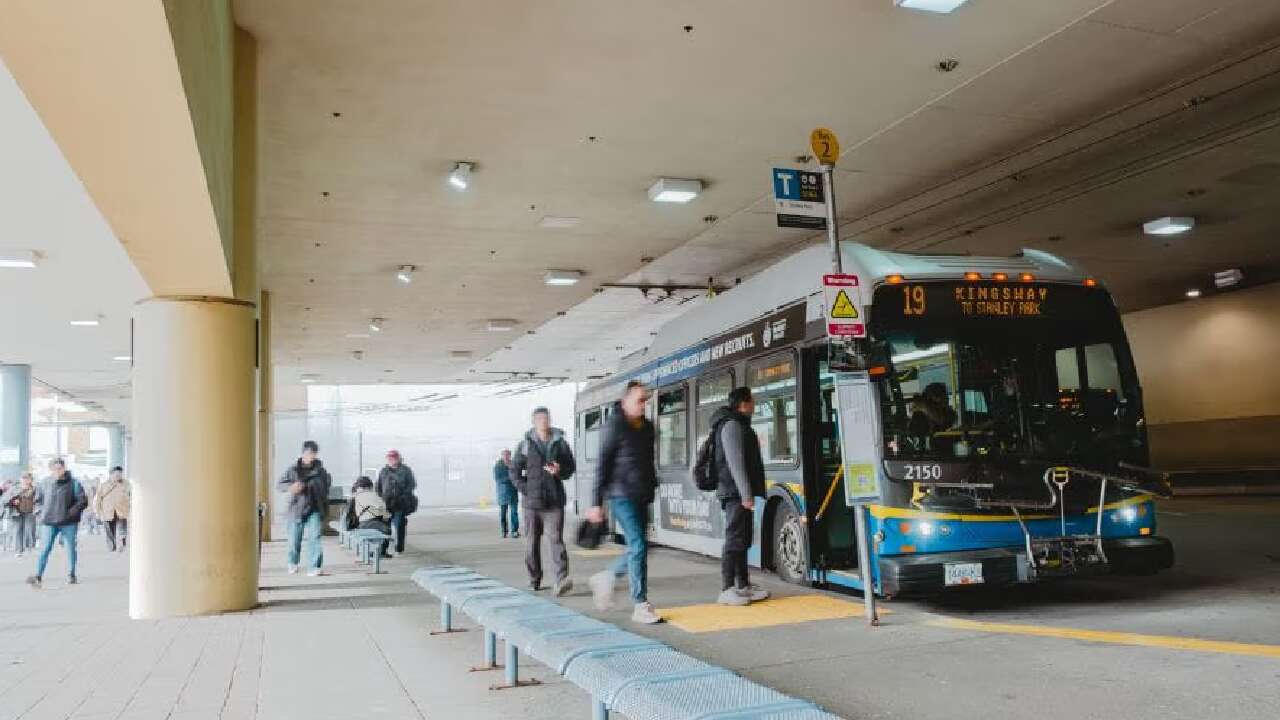 Transit workers at Coast Mountain Bus Company vote 99% in favour of strike action