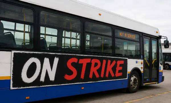 Metro Vancouver Transit workers move toward strike vote as contract talks collapse 