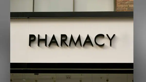 Pharmacists in Ontario to treat more common ailments and administer additional vaccines 