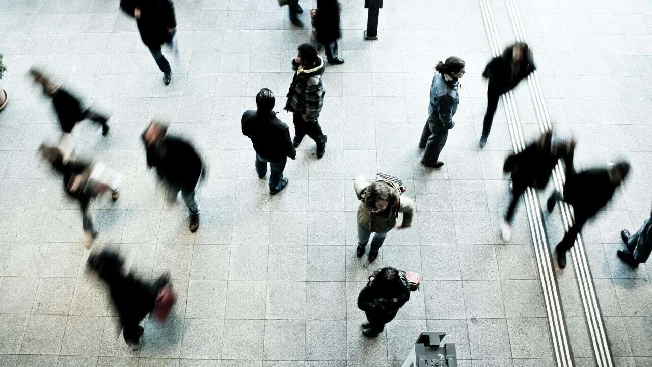 Canada’s population declines for third straight quarter