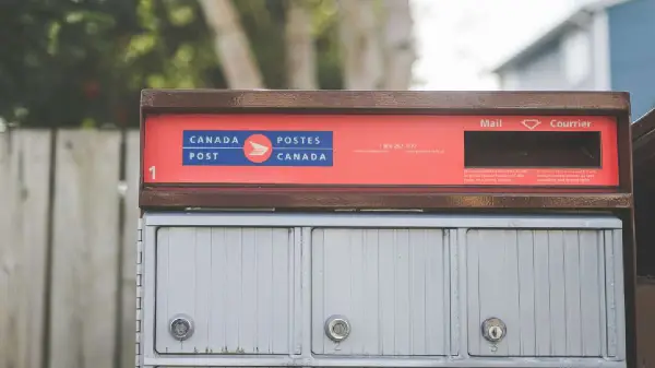 Canada Post, postal workers union sign new agreements through 2029 