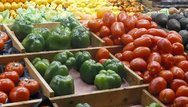 Alberta Inflation Climbs to 3.7% in May, Surpassing National Rate