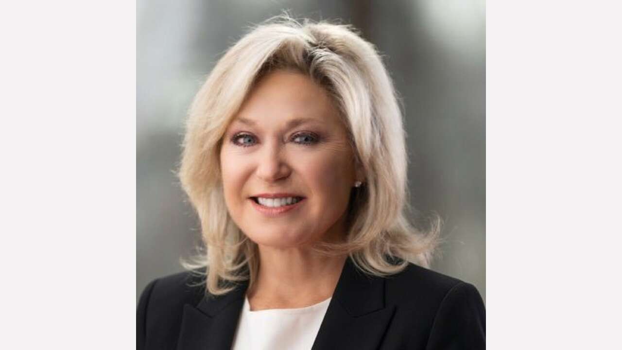 Bonnie Crombie to run for mayor of Mississauga, Ont., vying for her old job 