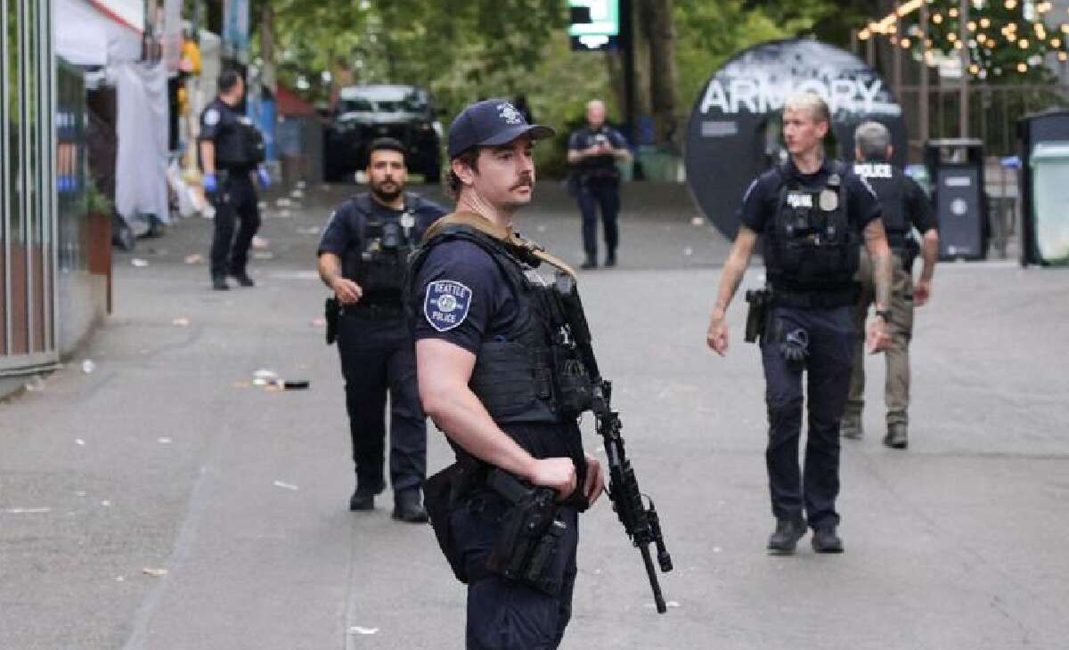 3 killed, 4 injured in shooting at Seattle food festival