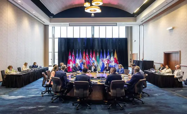  Premiers unite behind Ottawa as Trump’s new tariffs raise pressure on Canada 