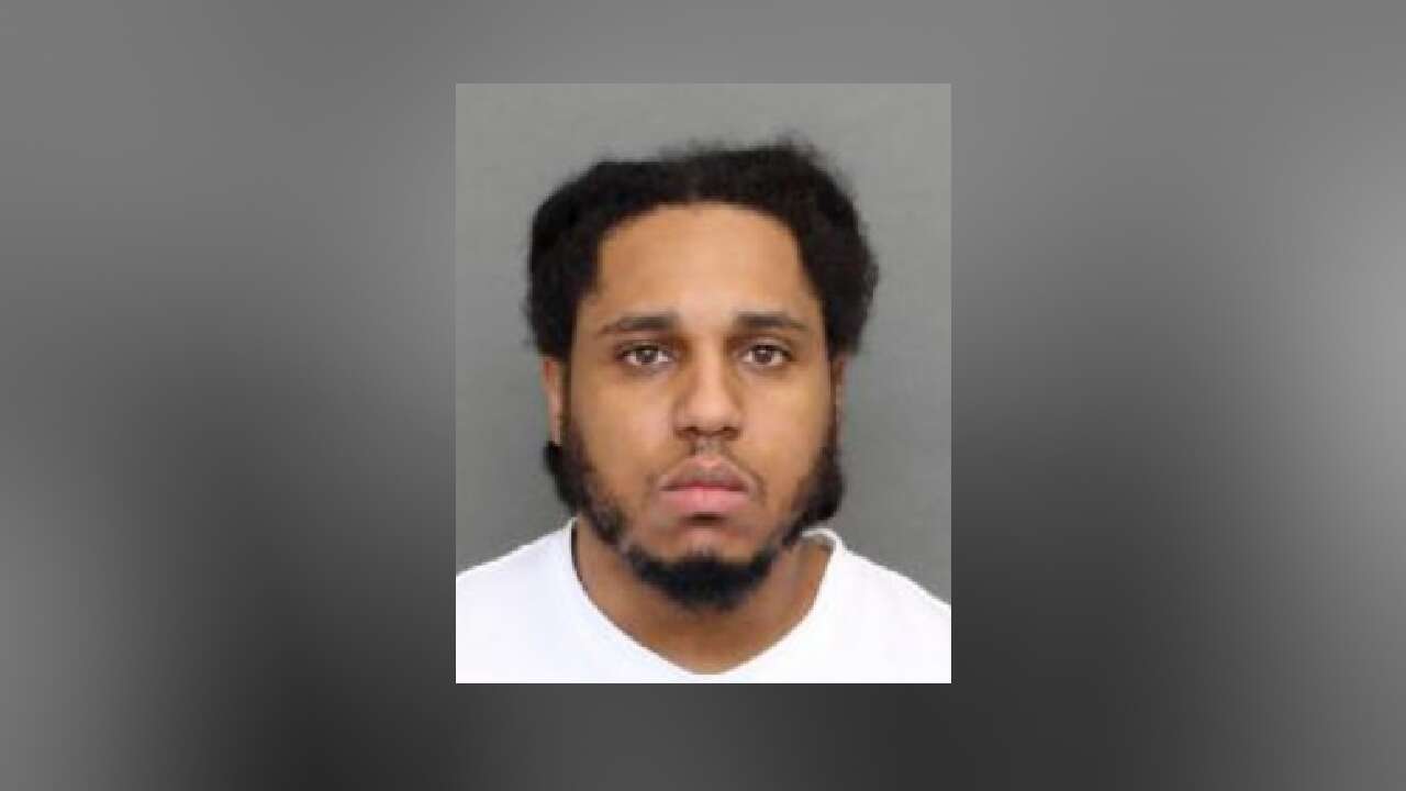 31-year-old Toronto man arrested in GTA human trafficking investigation 