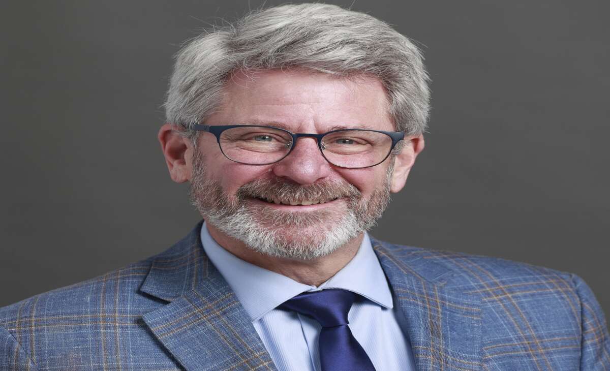 Abbotsford South MLA Bruce Banman leaves B.C. Conservative caucus to sit as Independent 