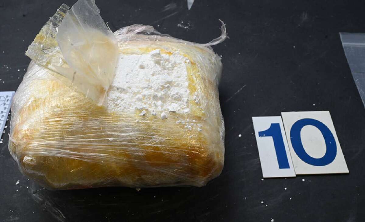 2 Air Canada employees arrested in connection with drug trafficking