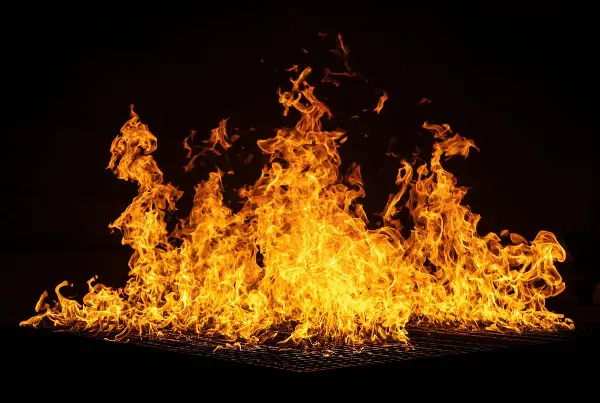 Five vehicles heavily damaged in overnight fire in northeast Calgary