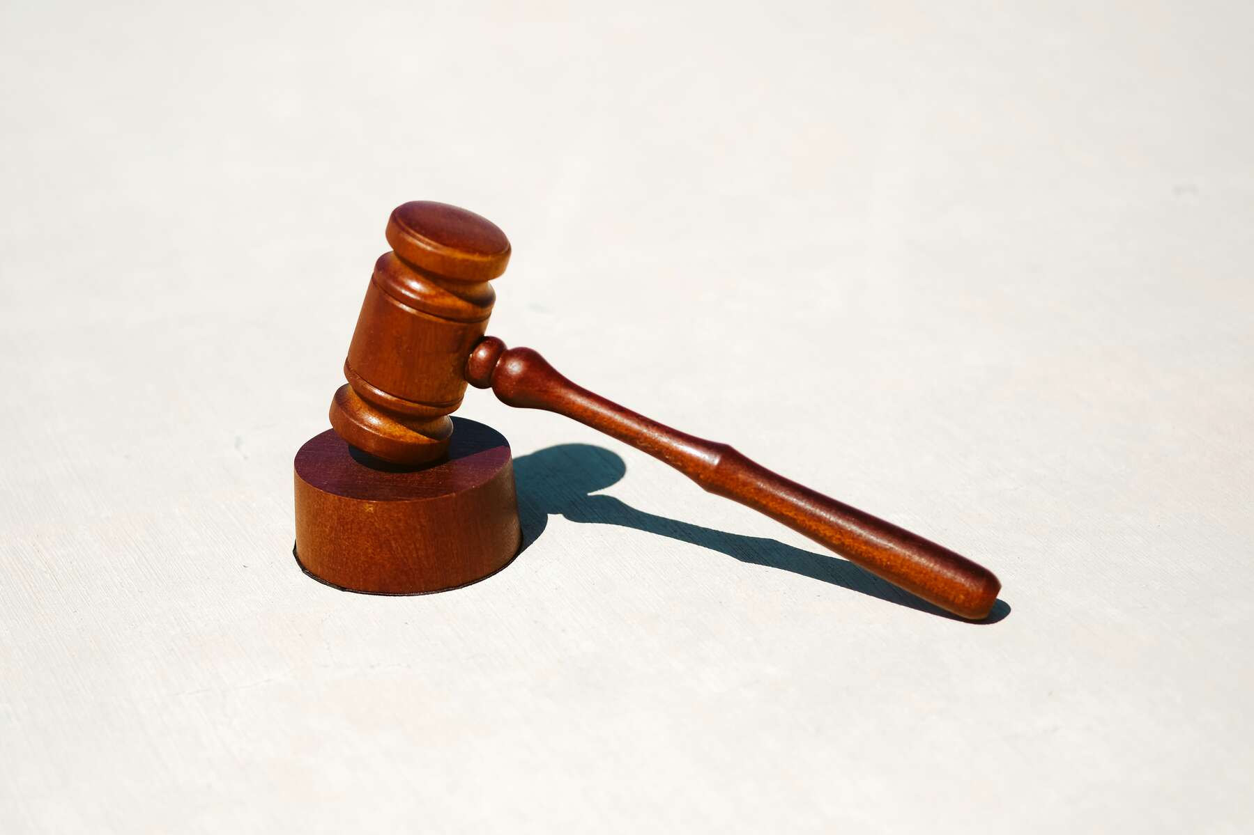 Legal groups challenge Ontario's new cash bail system in court 