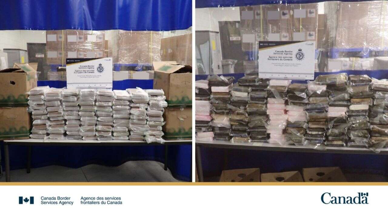 CBSA seizes 215.5 kg of suspected cocaine from two trucks at Coutts