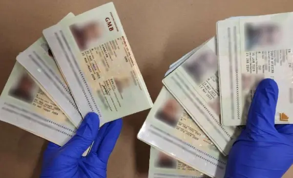 CBSA Seizes Fake PR Cards and Handgun in Montreal Fraud Investigation