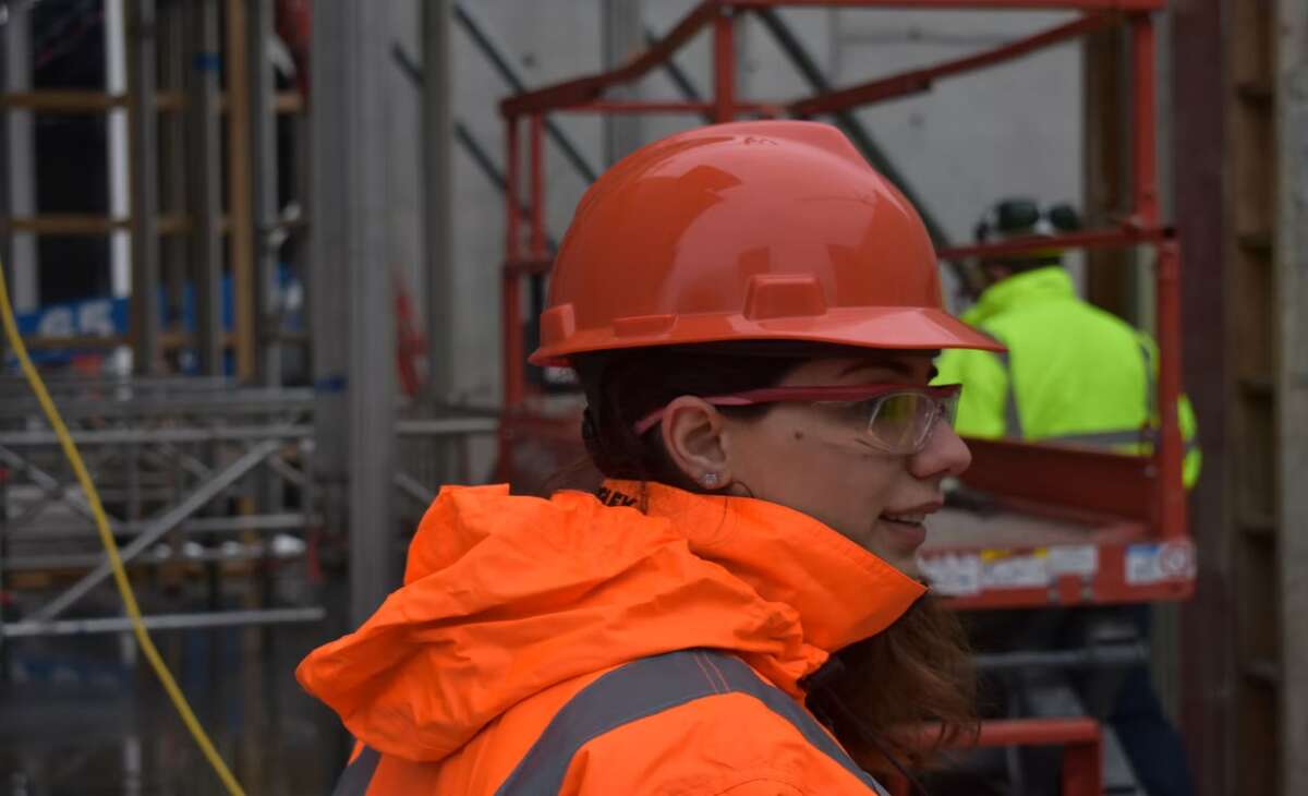 Ontario invests $3.9 million to help women enter skilled trades 